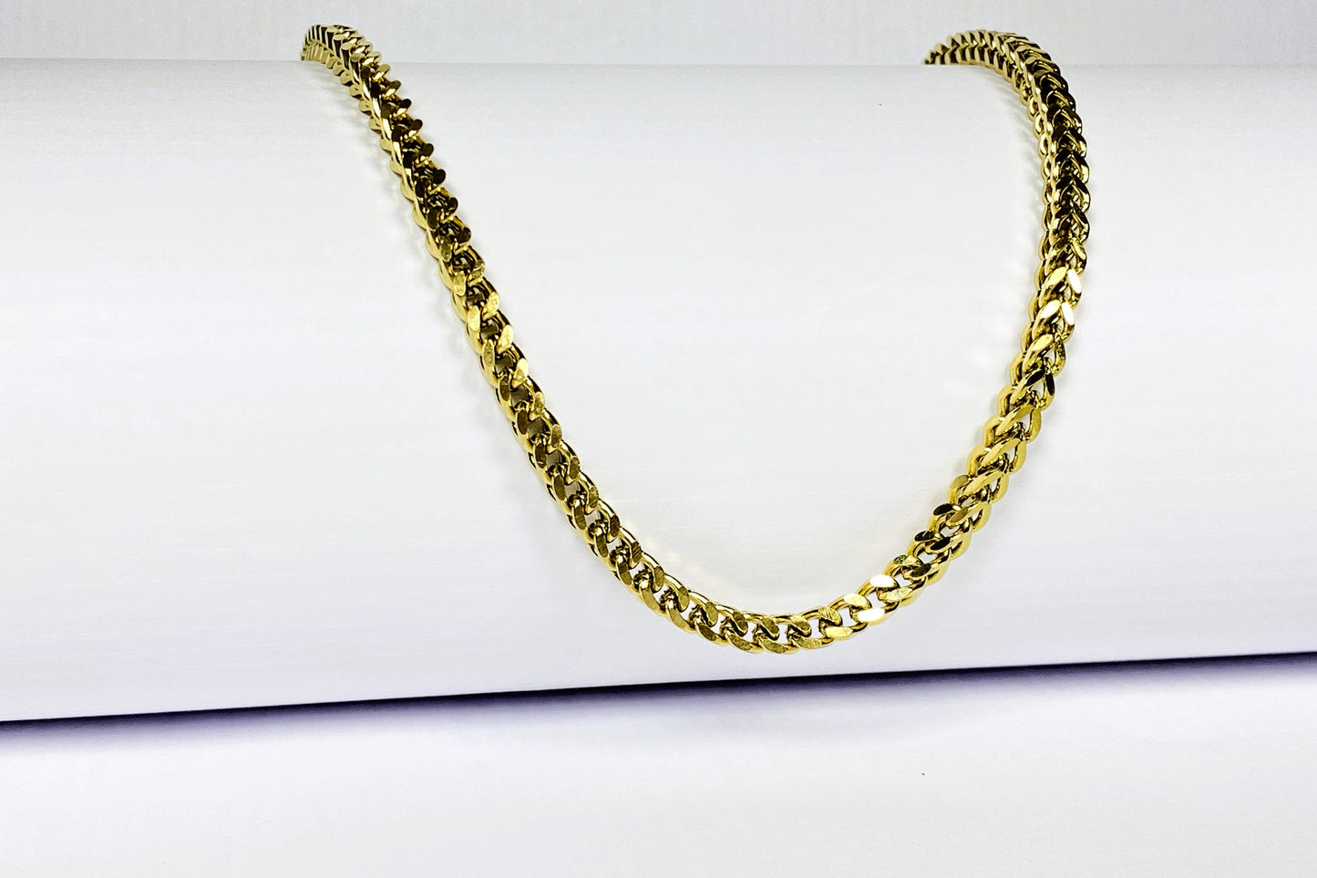 Classic Gold Curb Chain Necklace