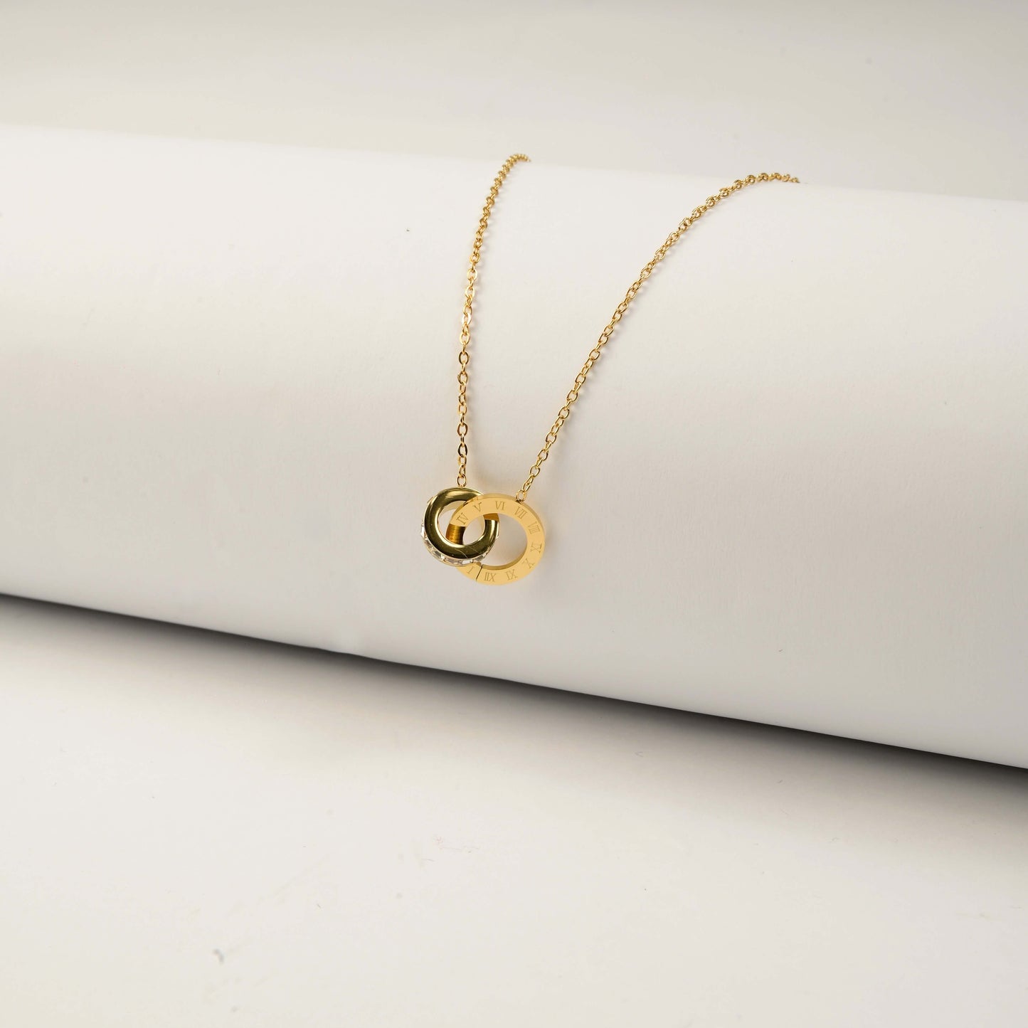 Double Circle Pendant Necklace